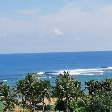 Majestic Puraran Beach Resort Baras  エクステリア 写真
