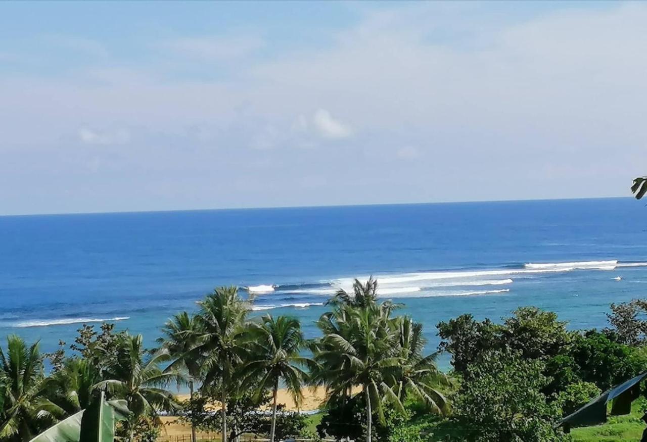 Majestic Puraran Beach Resort Baras  エクステリア 写真