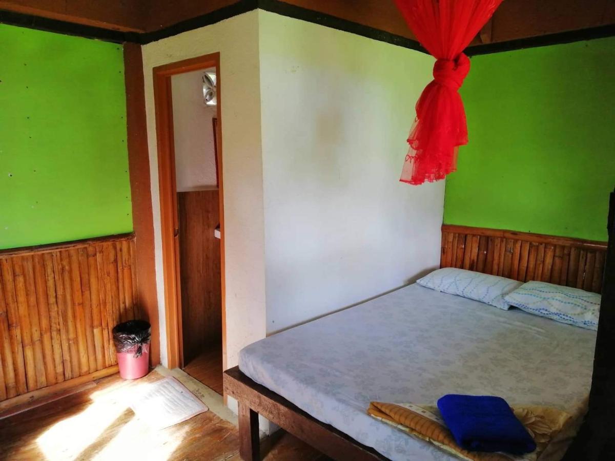 Majestic Puraran Beach Resort Baras  エクステリア 写真