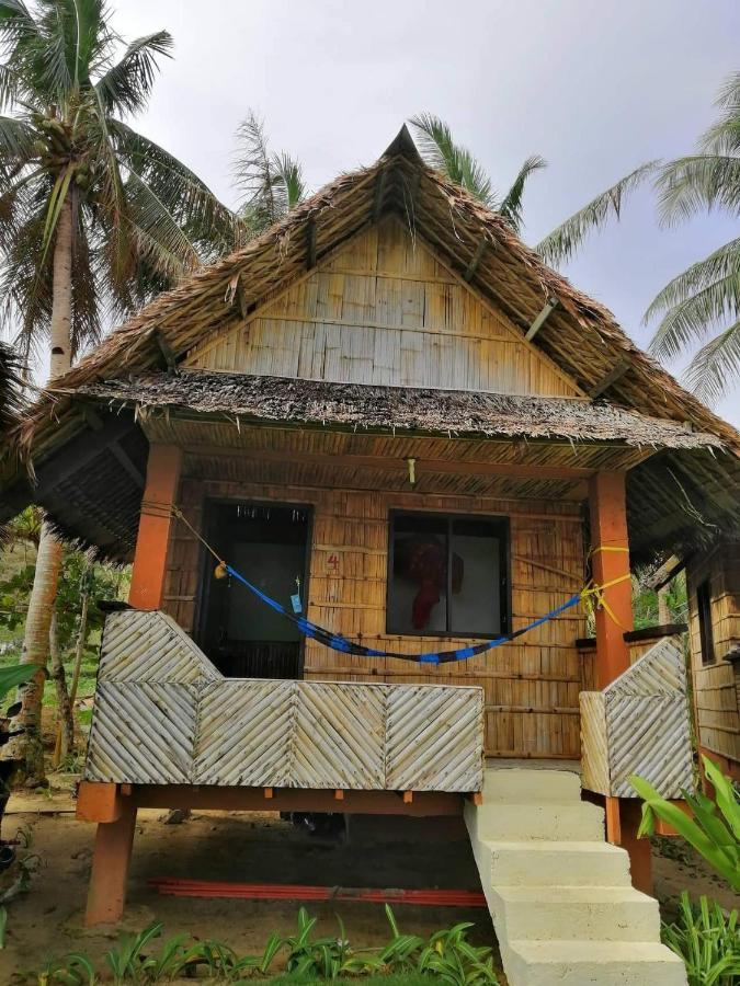 Majestic Puraran Beach Resort Baras  エクステリア 写真